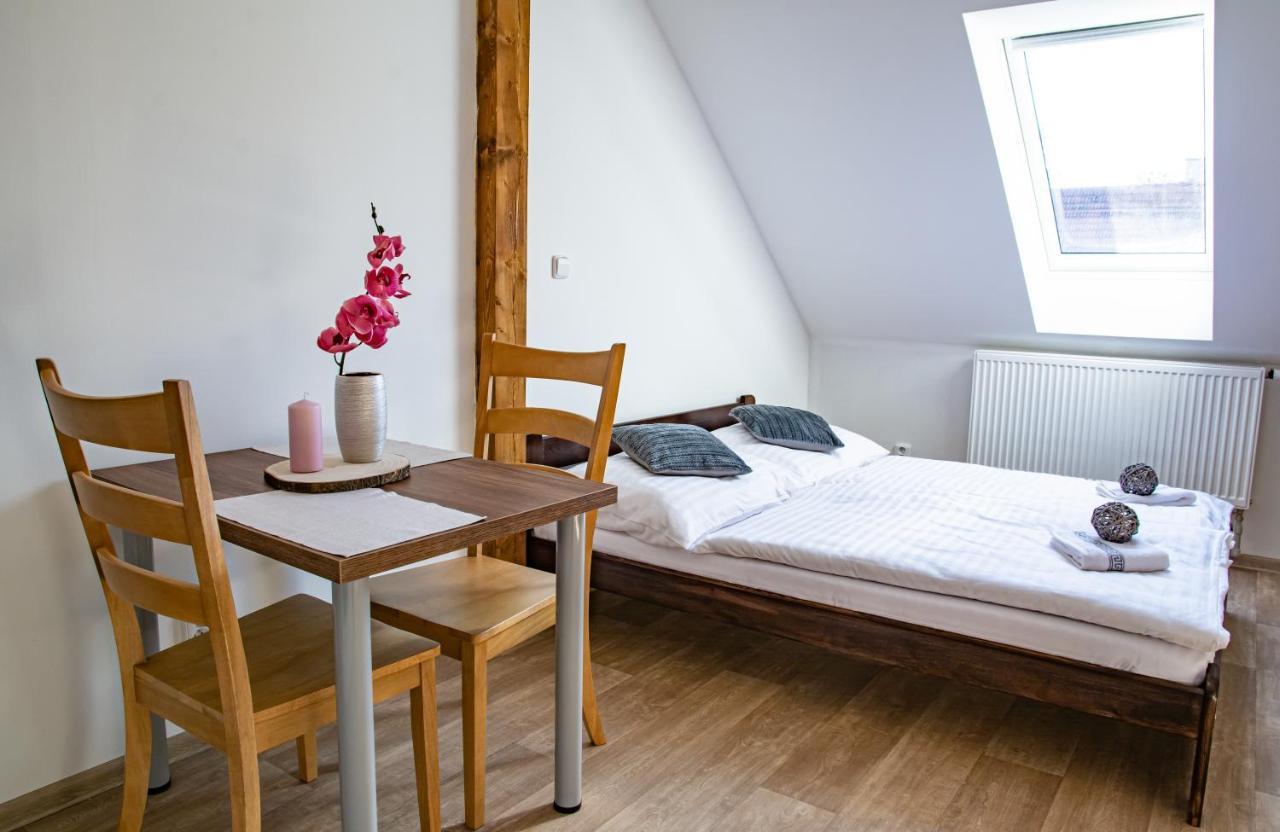 Apartmány Kurojedy Bor Esterno foto